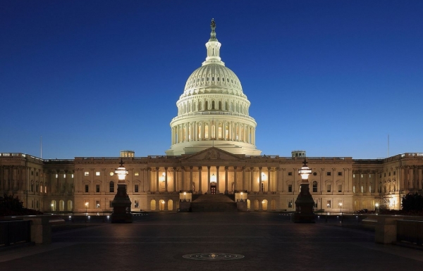 미국 국회의사당의 야경       ⓒ위키백과(English Wikipedia)