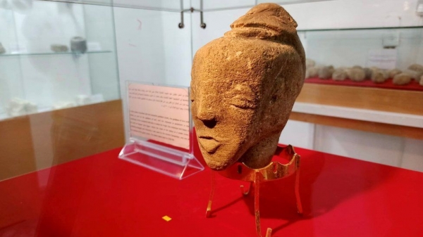 아낫 동상은 가자 지구의 카스로 알바샤에 위치한 박물관에 전시되어 있다.     ⓒBBC