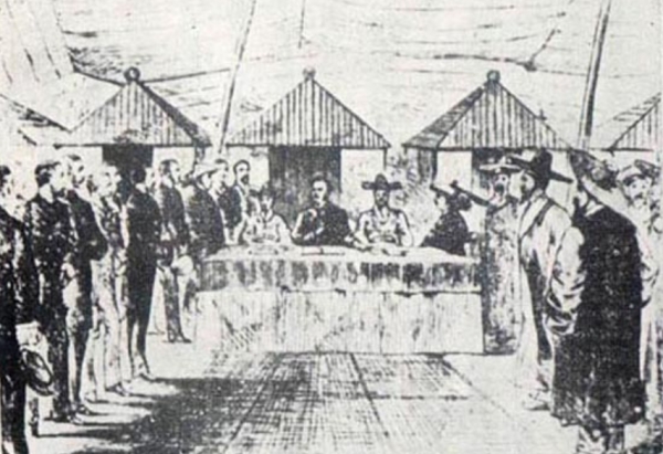 1882년 5월 22일, 제물포[2]에서 이홍장이 중재하는 가운데 조선 측에서는 신헌, 김홍집이 전권대사로 파견됐고, 미국 측은 전권위원 로버트 슈펠트가 참가한 가운데 조약이 체결된다.