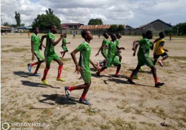 탄자니아 다일공동체가 청소년들을 위한 축구팀을 운영하고 있다. ©다일공동체 페이스북